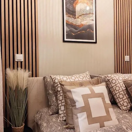 Day & Night By Cooee *