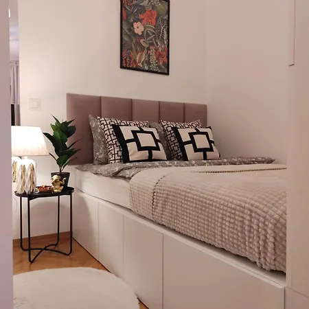 Day & Night By Cooee *