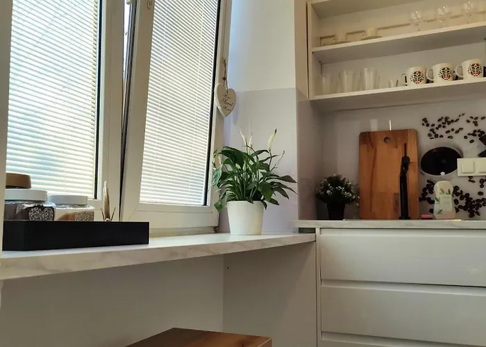 Day & Night By Cooee Varsóvia